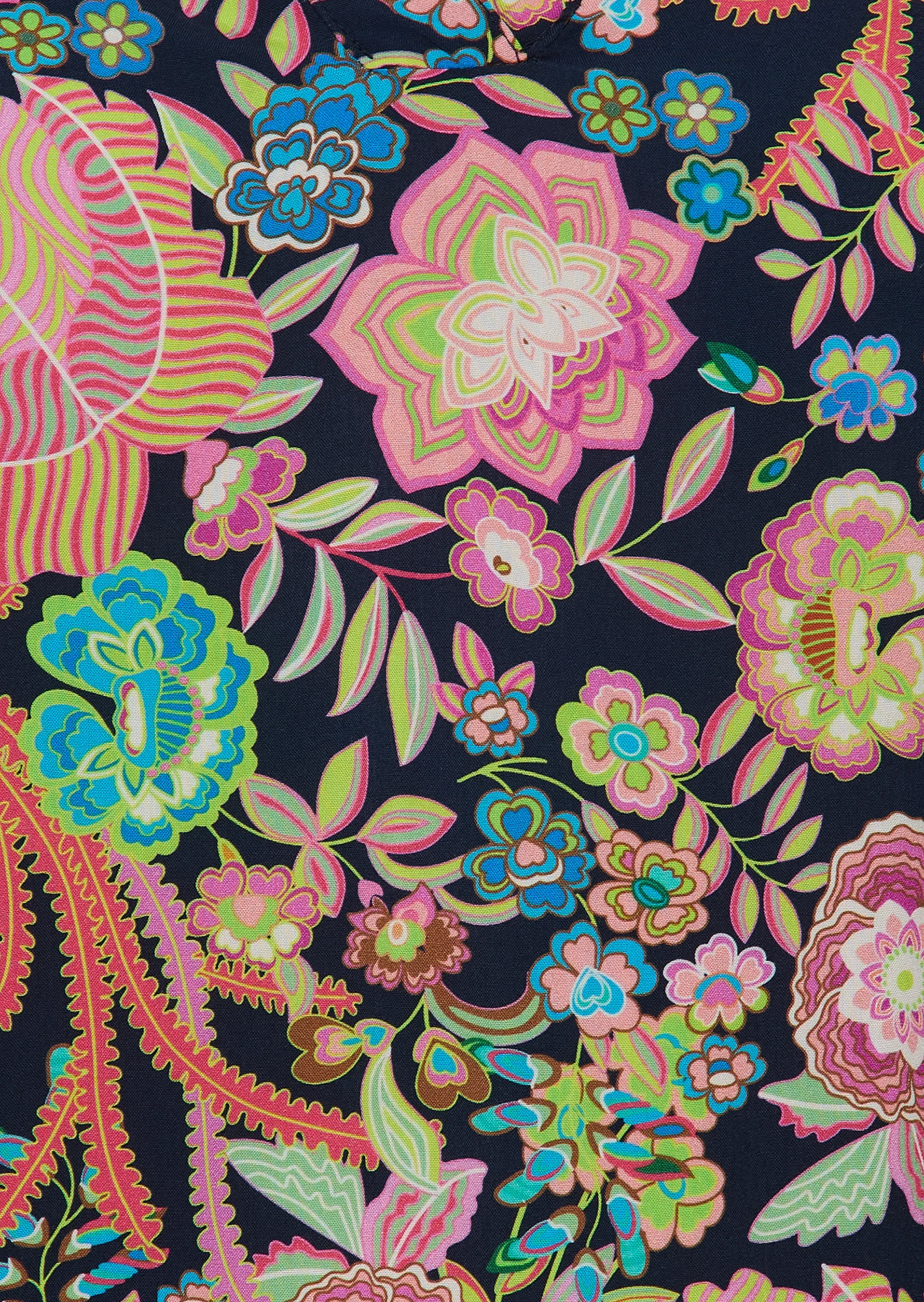 Bluse mit Blumen, bunt