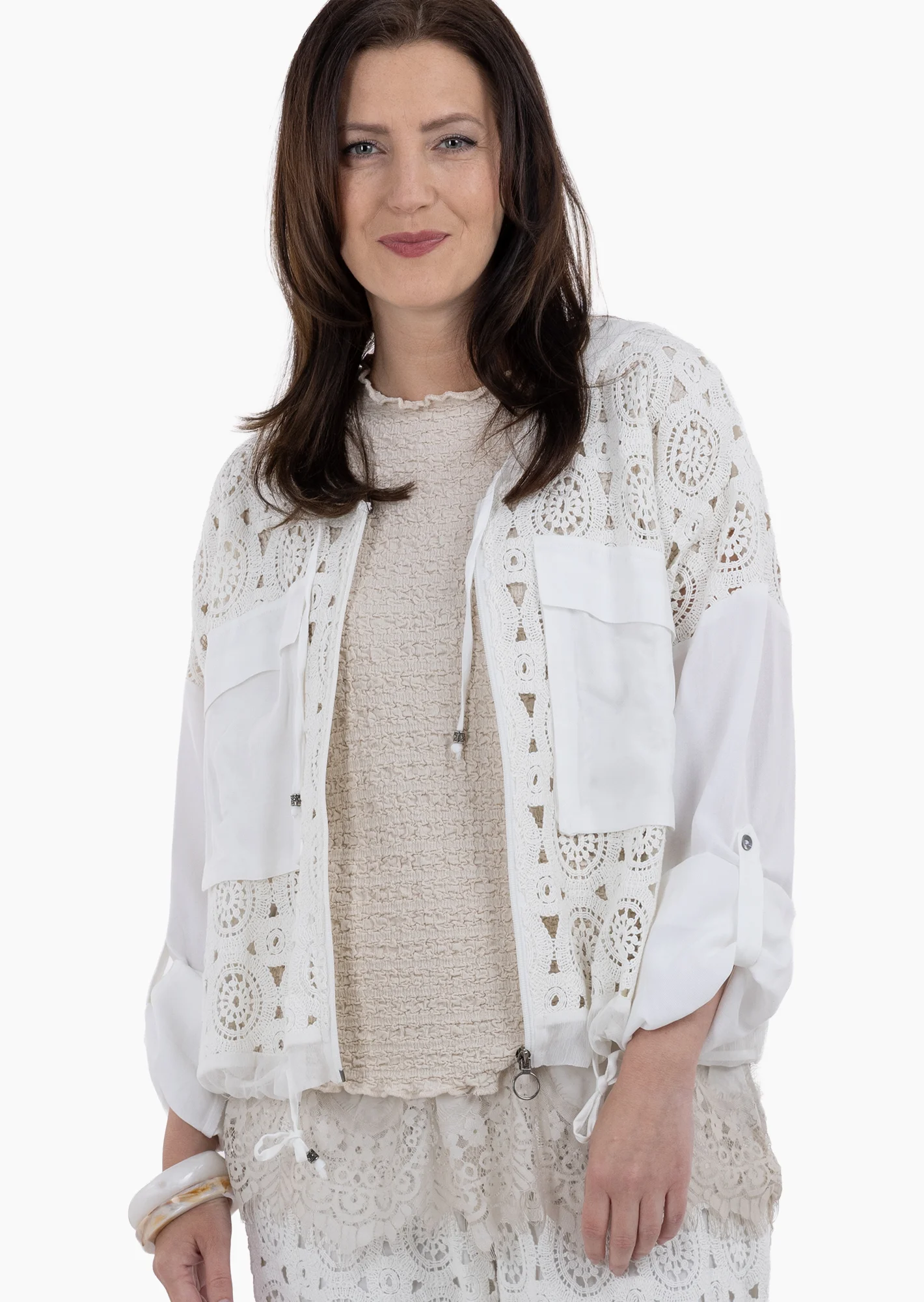 Jacke im Alloverhäkeldesign, weiß