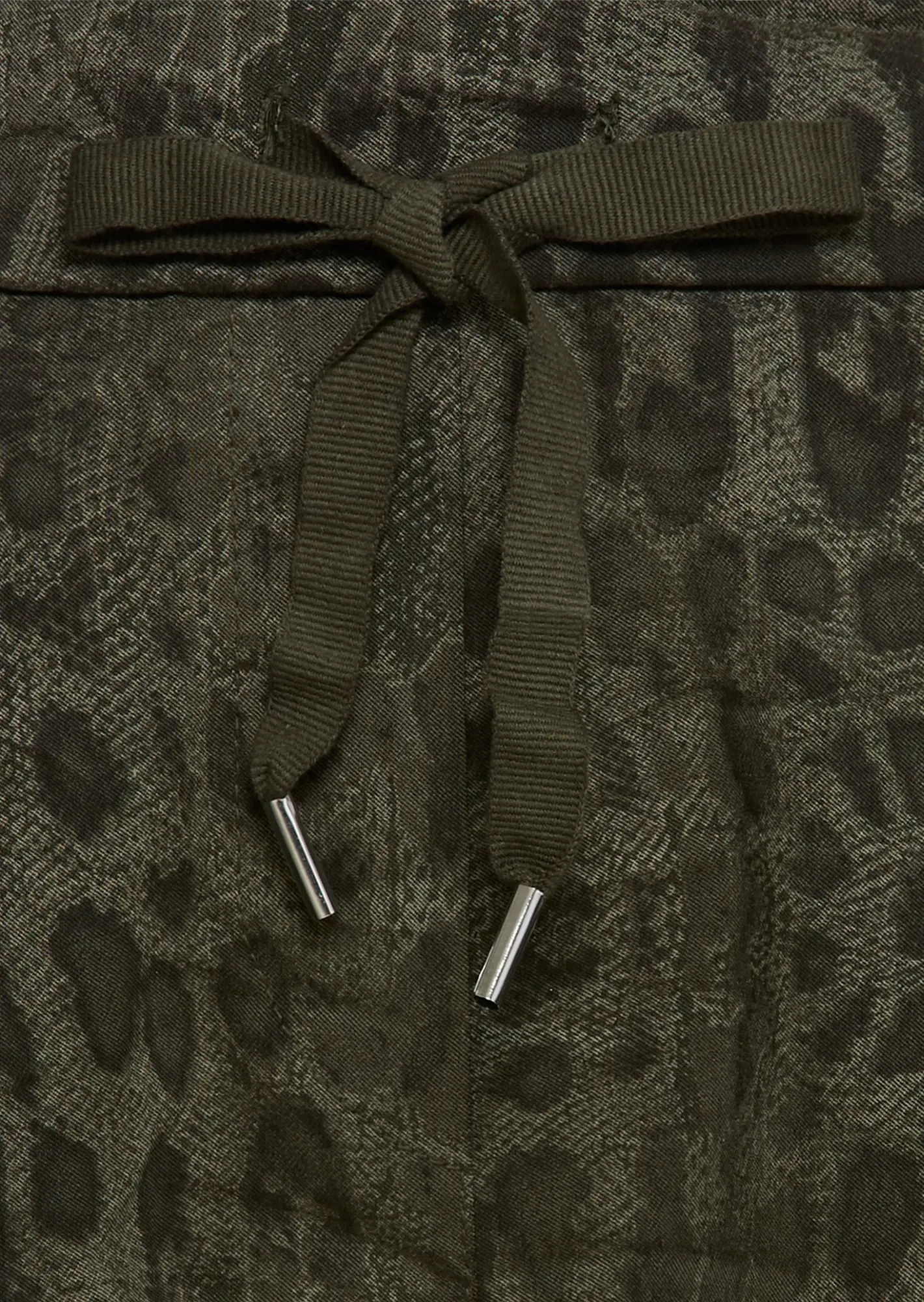 Joggpants im Animalprint, oliv