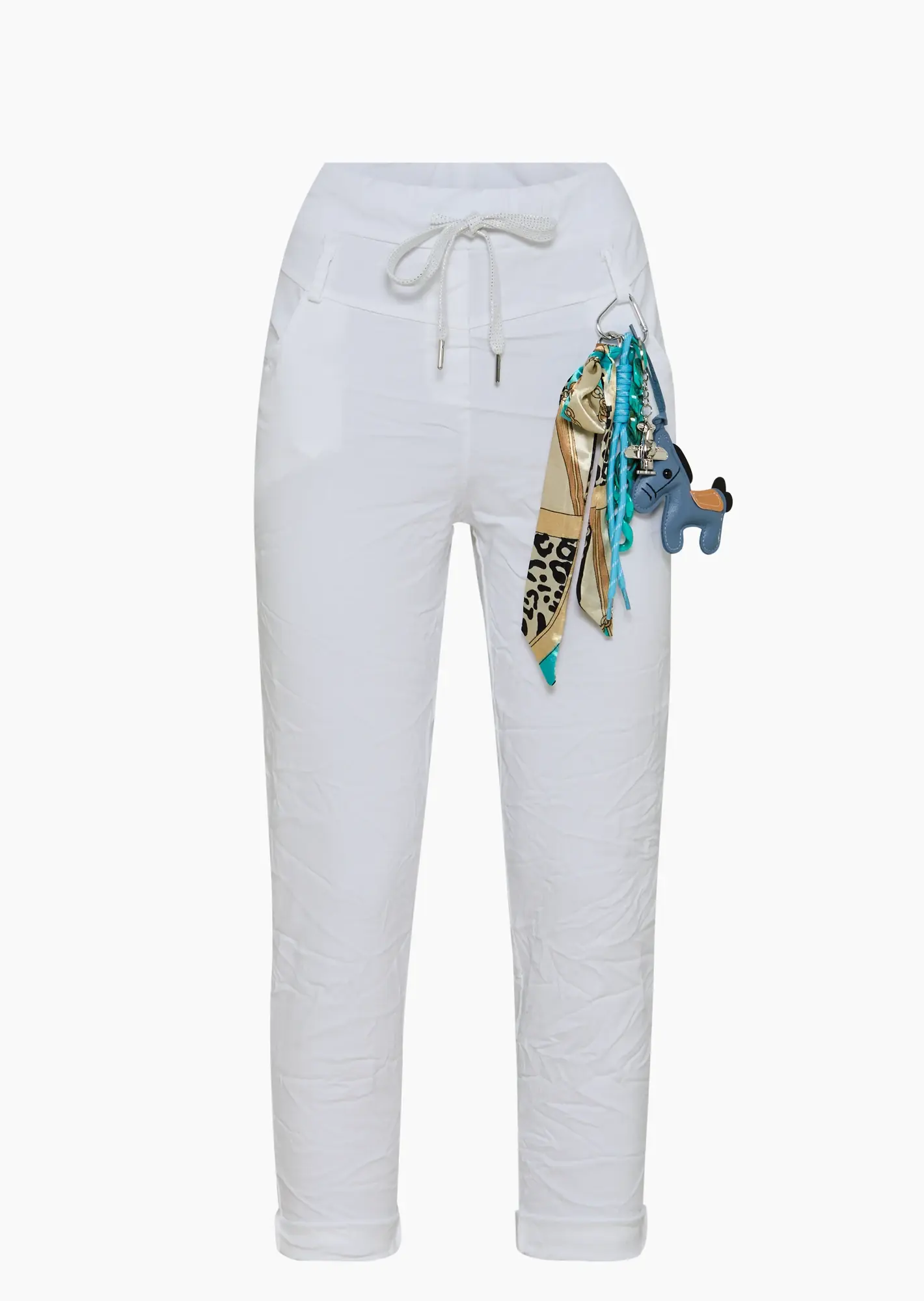 Joggpants mit dekorativem Anhänger, weiß