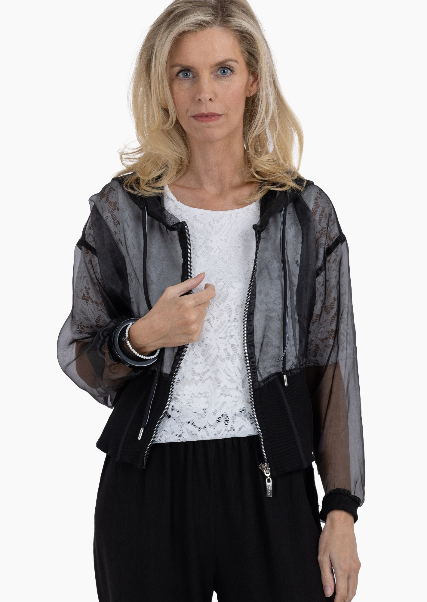 Jacke aus glänzendem Organza, schwarz