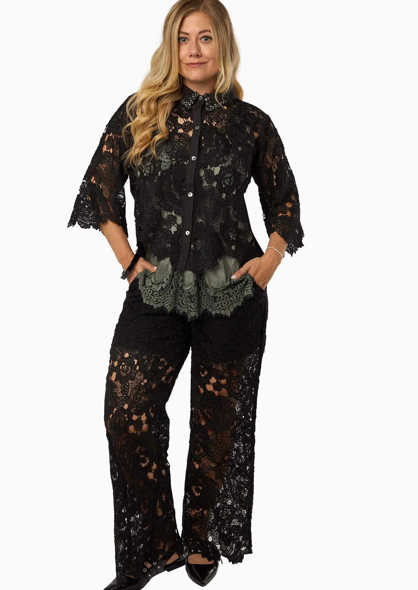 Wide Leg Spitzenhose,