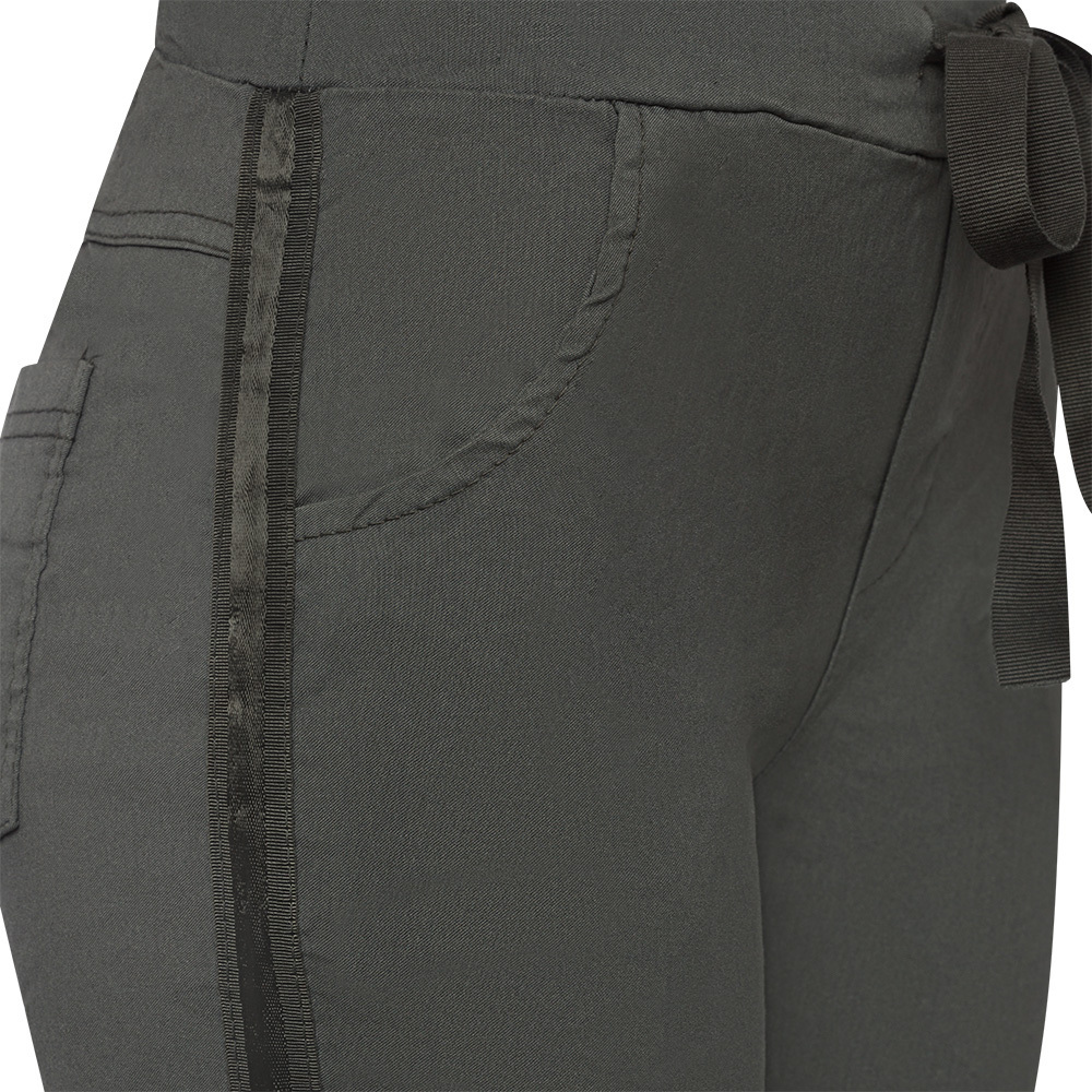 Joggpants mit Galonstreifen, oliv