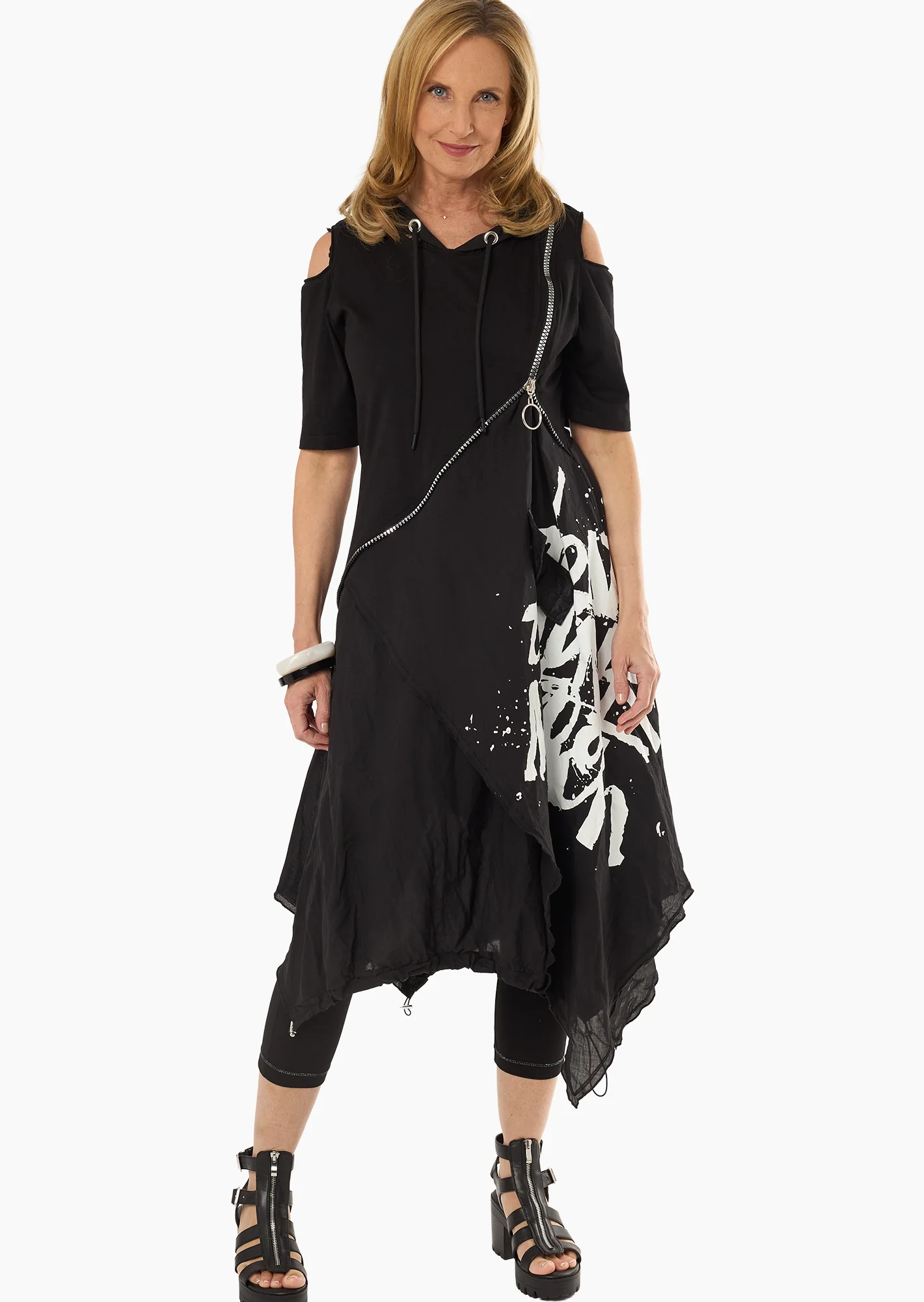 Maxi-Kleid mit Cut-Outs, schwarz