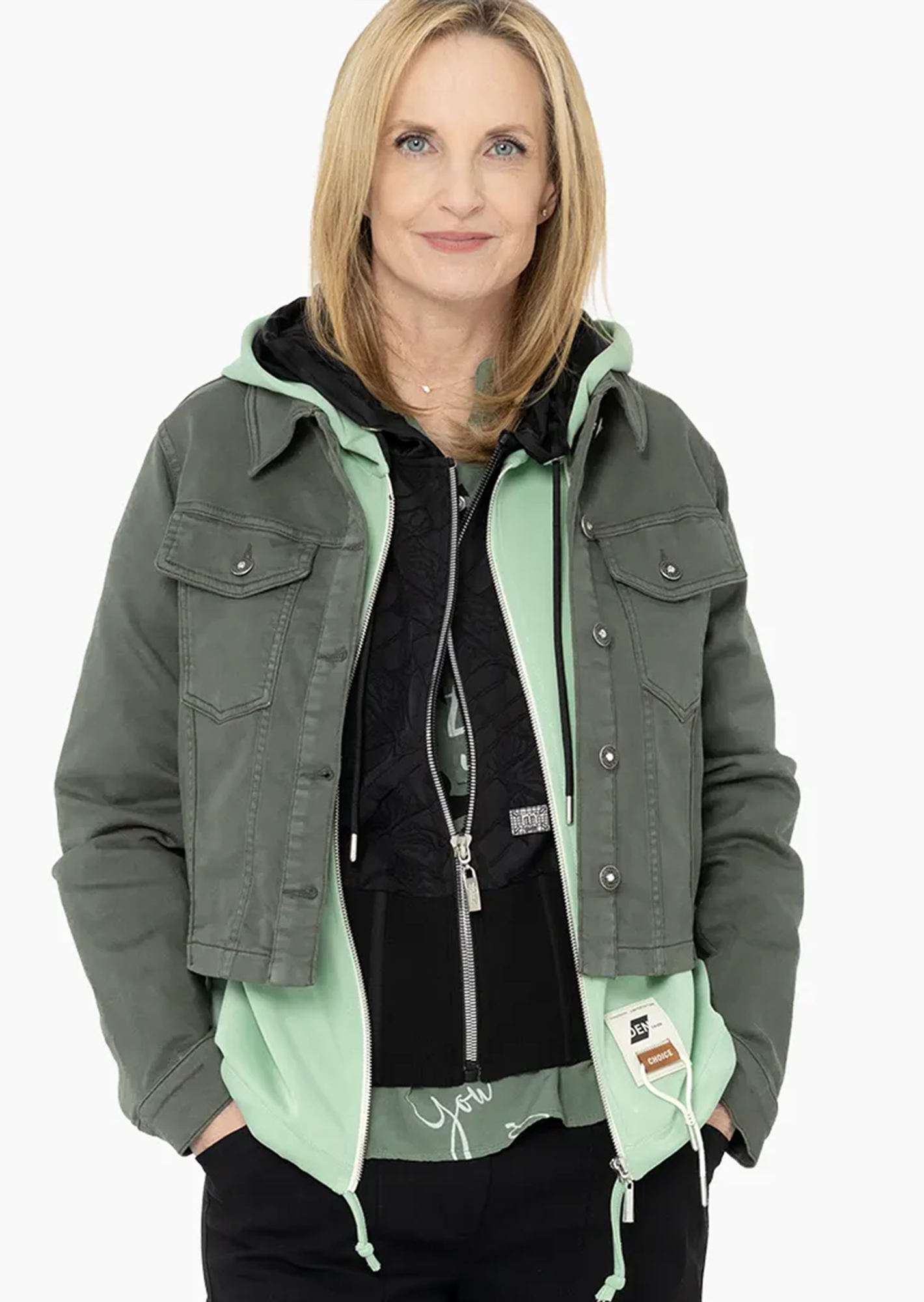 Jeansjacke mit Glitzer 'Flügel', grün