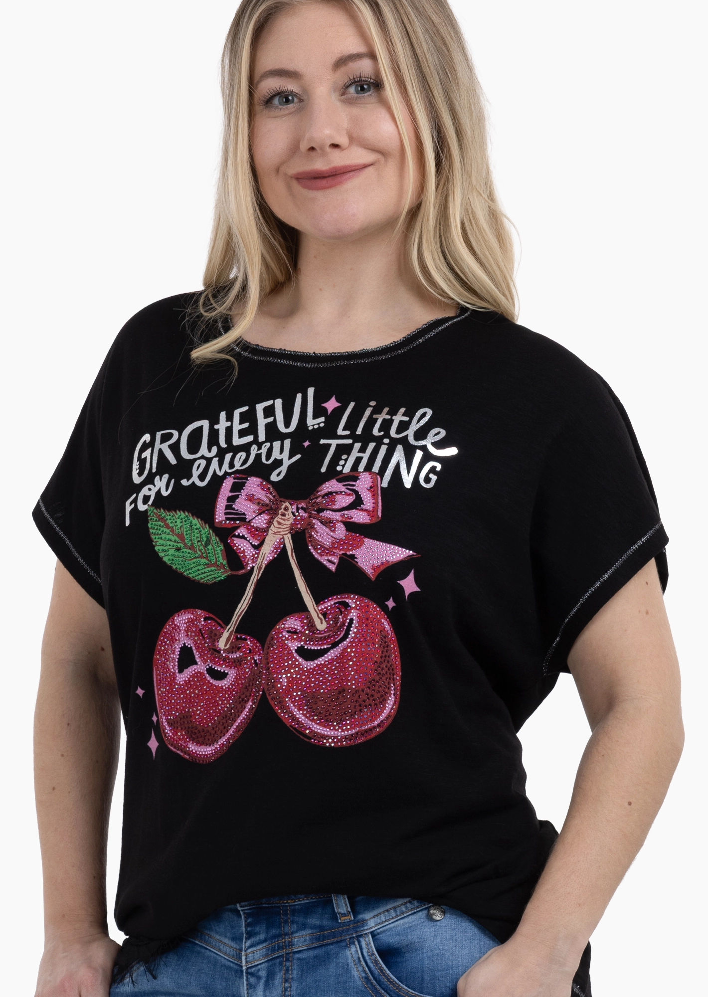 Shirt mit dekorativem Print & Ziersteinen, schwarz