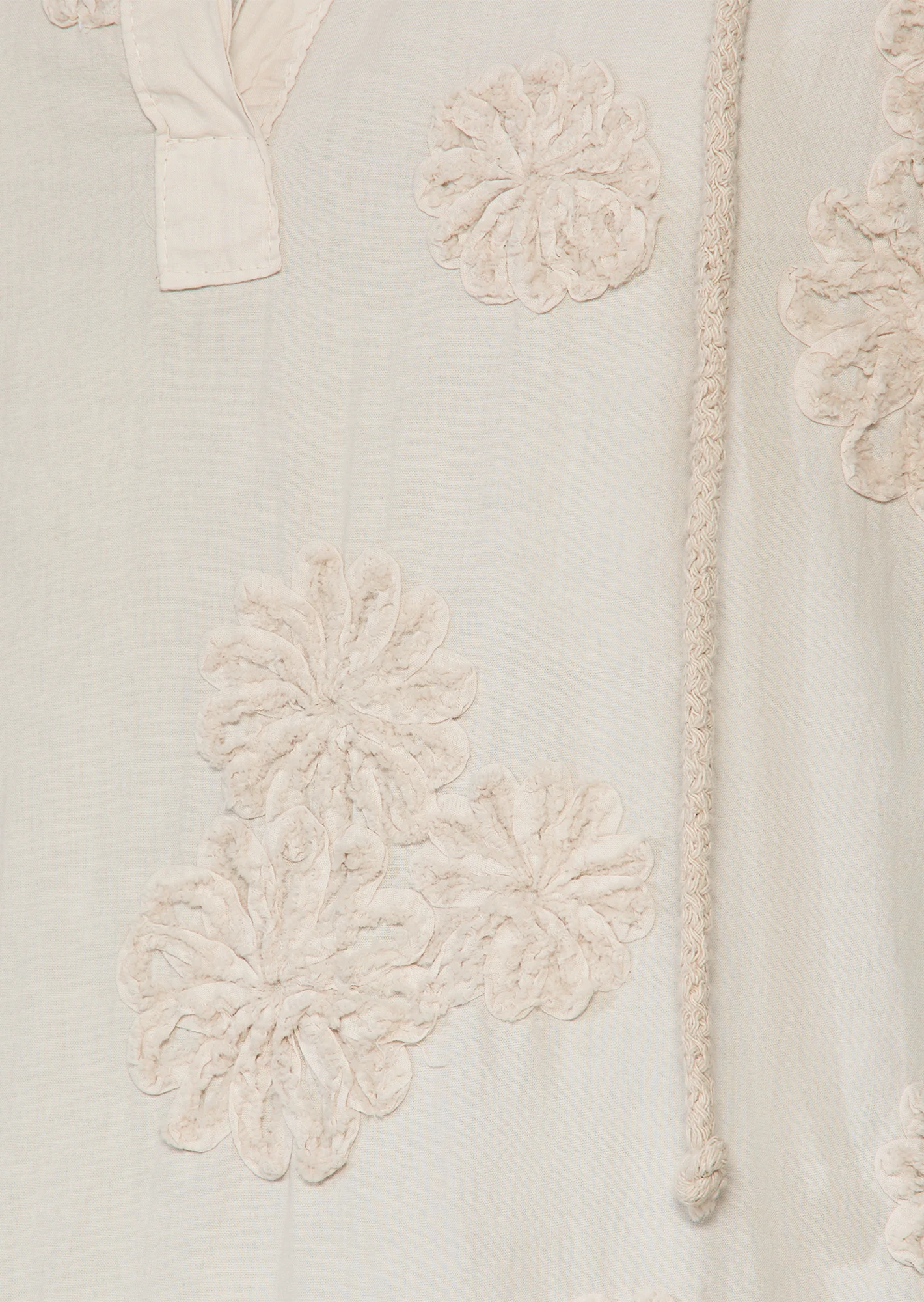Kleid Blumenpatches, kitt