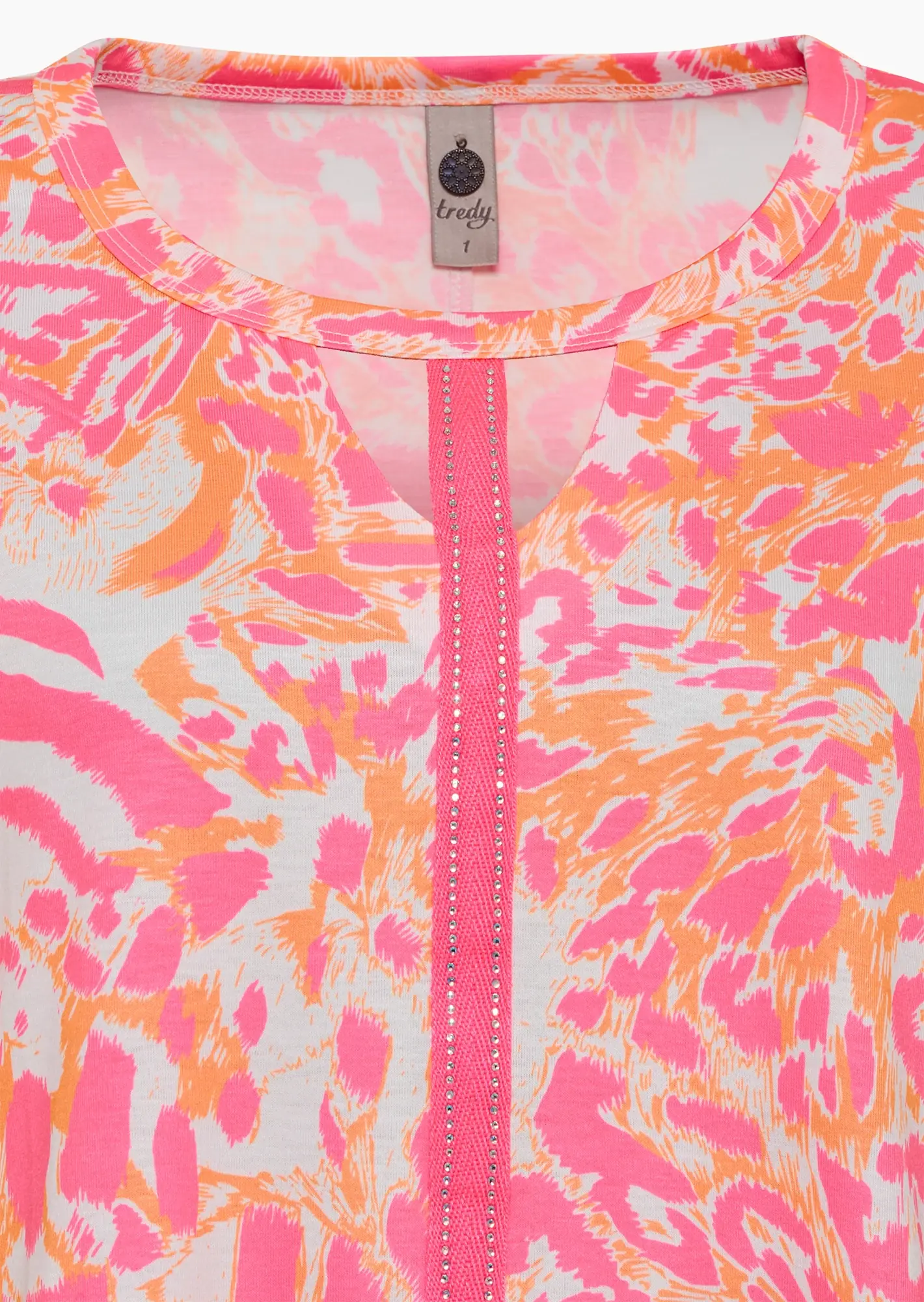 Shirt im Alloverleoprint & Ziersteinen, neonpink