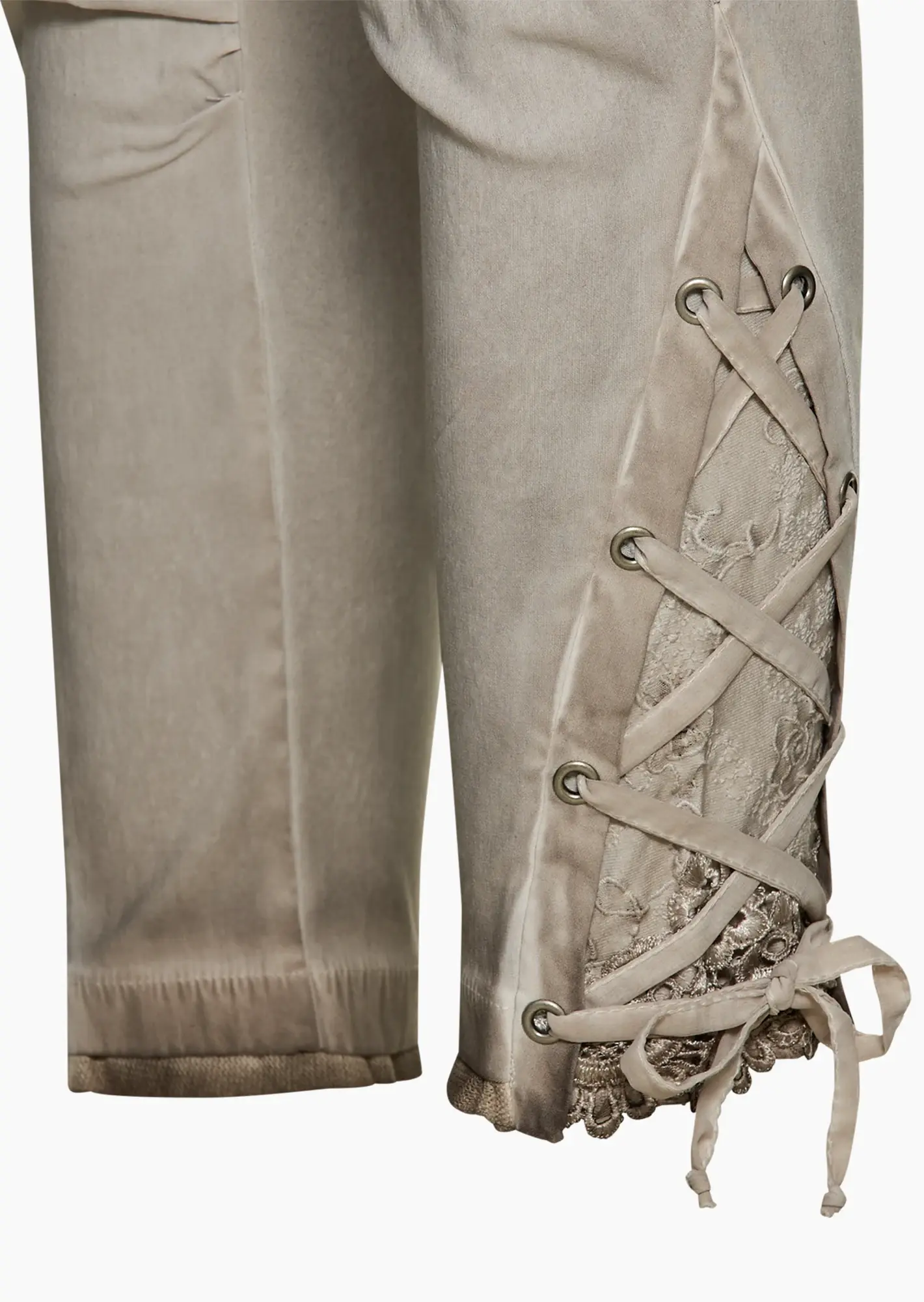 Bengalin-Hose mit verspielten Details, pepper